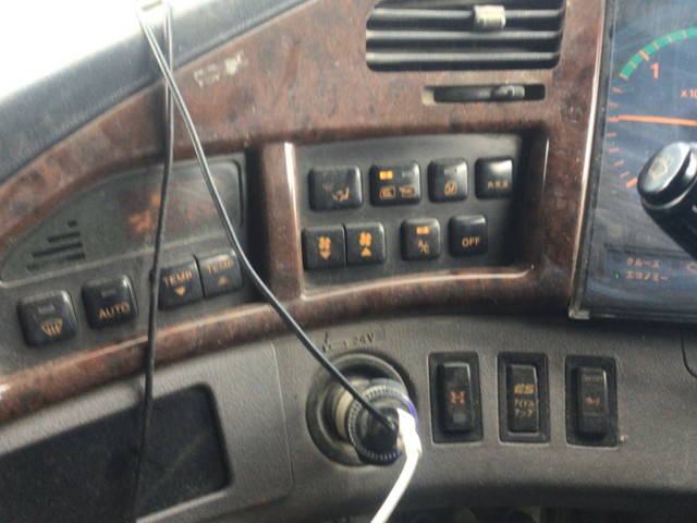 日野プロフィアダンプ大型（10t）[写真32]