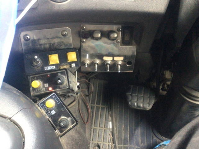 日野プロフィアダンプ大型（10t）[写真36]