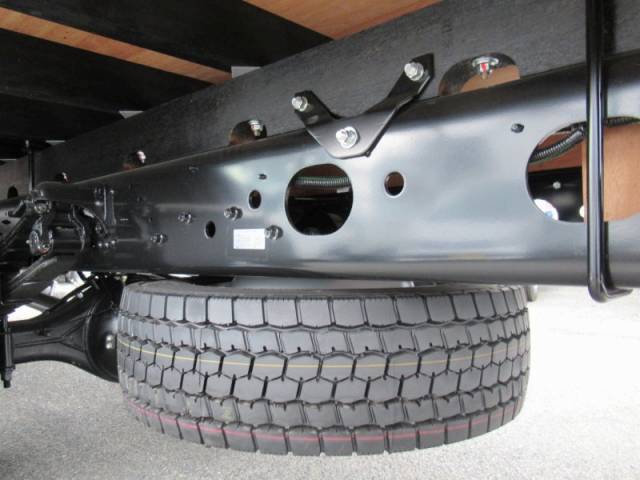 三菱ふそうファイタークレーン4段増トン（6t・8t）[写真11]