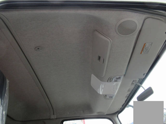 三菱ふそうファイタークレーン4段増トン（6t・8t）[写真17]