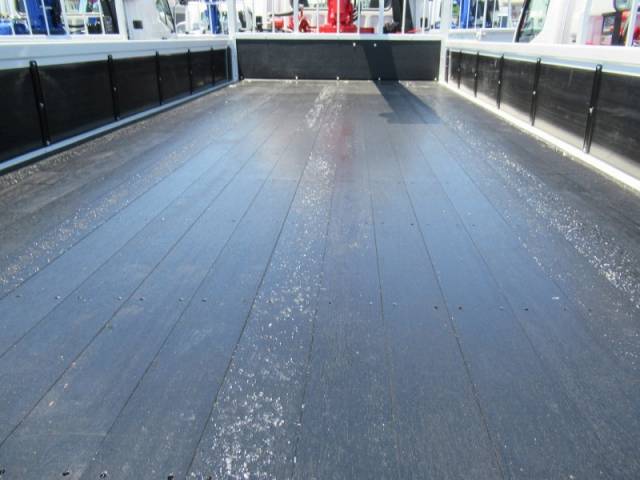 三菱ふそうファイタークレーン4段増トン（6t・8t）[写真05]