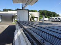 日産クオン冷蔵冷凍ウイング大型（10t）[写真11]