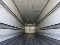 日産クオン冷蔵冷凍ウイング大型（10t）[写真16]