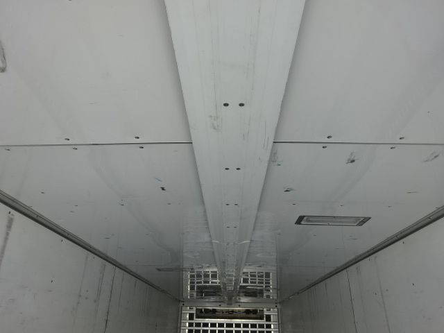 日産クオン冷蔵冷凍ウイング大型（10t）[写真21]