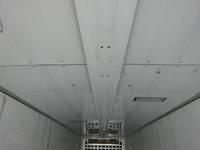 日産クオン冷蔵冷凍ウイング大型（10t）[写真21]