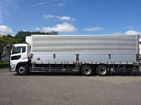 日産クオン冷蔵冷凍ウイング大型（10t）[写真07]