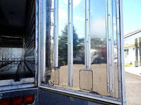 三菱ふそうスーパーグレート冷蔵冷凍ウイング大型（10t）[写真13]