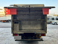 いすゞエルフボトルバン小型（2t・3t）[写真10]