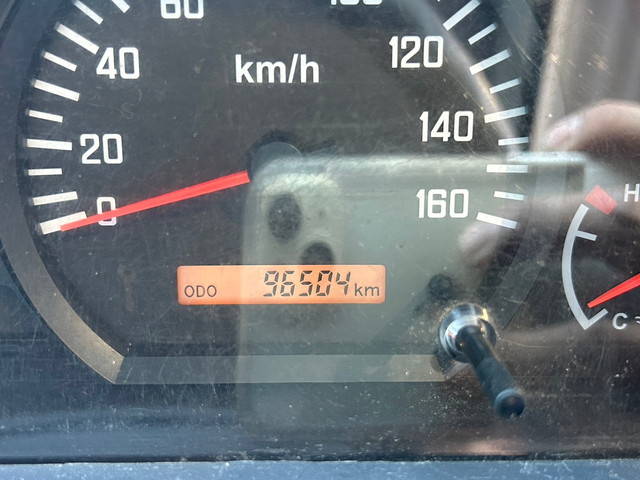 いすゞエルフボトルバン小型（2t・3t）[写真20]