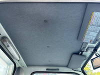 いすゞエルフボトルバン小型（2t・3t）[写真26]