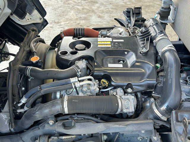 いすゞエルフボトルバン小型（2t・3t）[写真27]