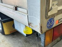 いすゞエルフボトルバン小型（2t・3t）[写真33]