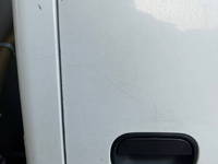 いすゞエルフボトルバン小型（2t・3t）[写真36]