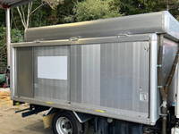 いすゞエルフボトルバン小型（2t・3t）[写真06]