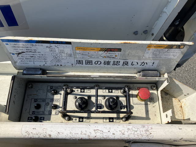 日野デュトロ高所作業車小型（2t・3t）[写真16]