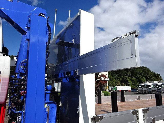 三菱ふそうグレートセルフクレーン4段大型（10t）[写真14]