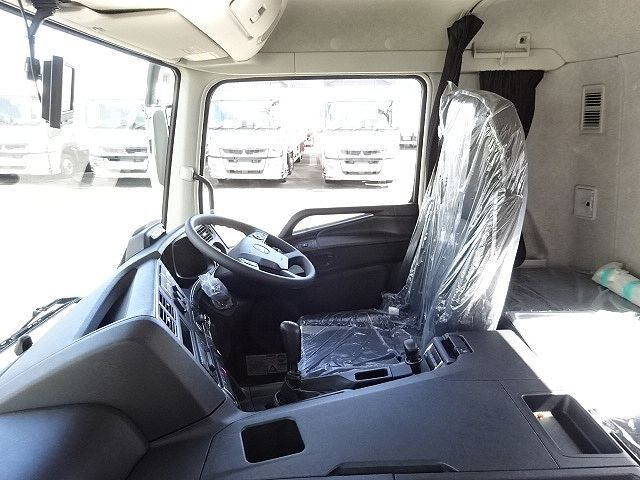 三菱ふそうグレートセルフクレーン4段大型（10t）[写真38]