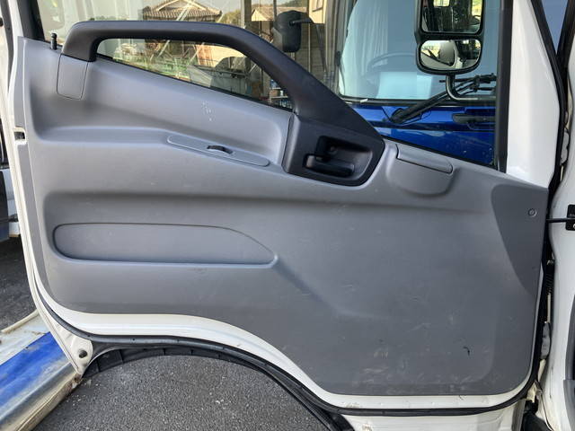 日野デュトロクレーン4段小型（2t・3t）[写真25]