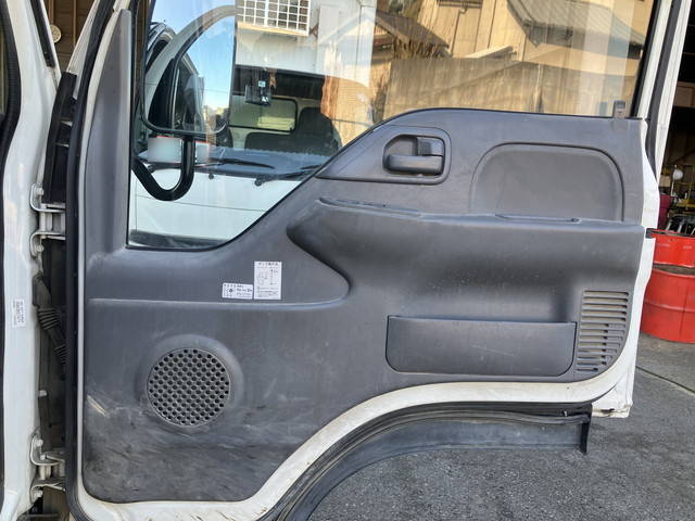 いすゞエルフダンプ小型（2t・3t）[写真28]