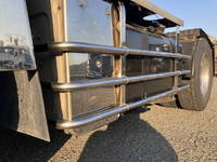 三菱ふそうスーパーグレートトレーラーヘッド（トラクターヘッド）大型（10t）[写真13]