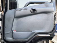 三菱ふそうスーパーグレートトレーラーヘッド（トラクターヘッド）大型（10t）[写真27]