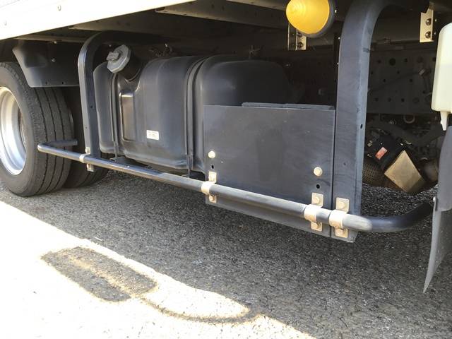 いすゞエルフアルミバン小型（2t・3t）[写真20]