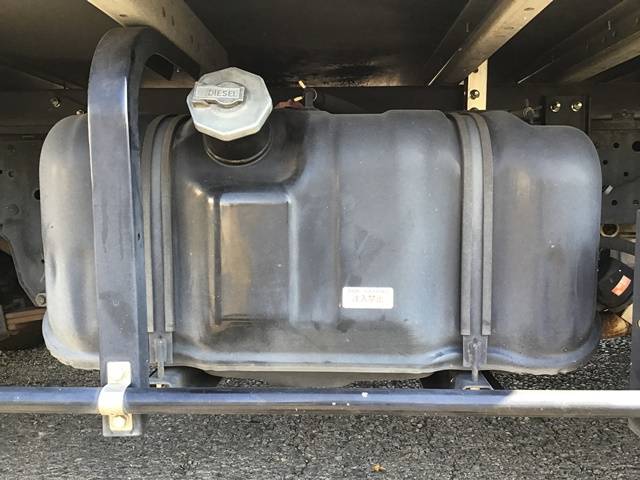 いすゞエルフアルミバン小型（2t・3t）[写真24]