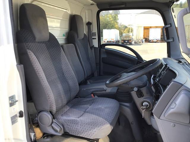 いすゞエルフアルミバン小型（2t・3t）[写真35]