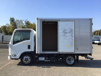 いすゞエルフアルミバン小型（2t・3t）[写真06]