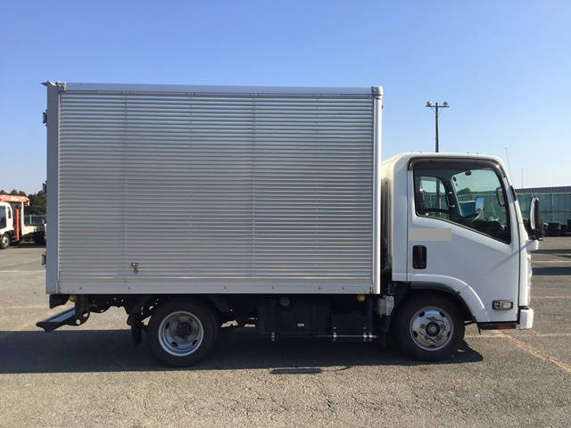 いすゞエルフアルミバン小型（2t・3t）[写真07]