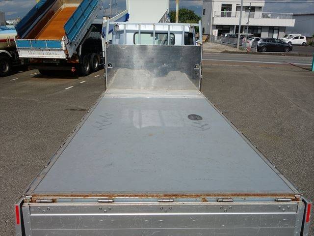 日産カゼットアルミブロック小型（2t・3t）[写真15]