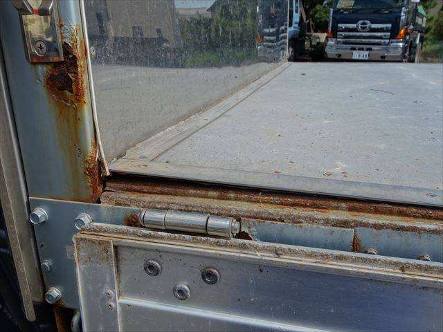 日産カゼットアルミブロック小型（2t・3t）[写真18]