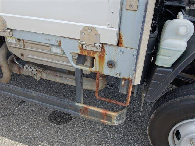 日産カゼットアルミブロック小型（2t・3t）[写真19]