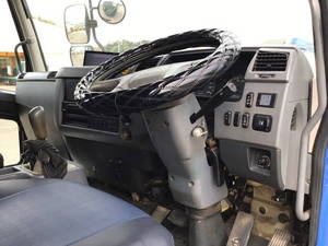 中国急須 VANS“丑年”テーマのスニーカー「オールドスクール」中国