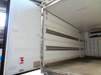 日野デュトロ冷凍車（冷蔵車）小型（2t・3t）[写真10]