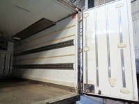 日野デュトロ冷凍車（冷蔵車）小型（2t・3t）[写真11]