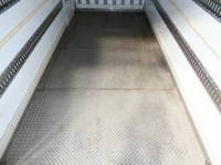 日野デュトロ冷凍車（冷蔵車）小型（2t・3t）[写真12]