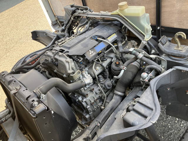 三菱ふそうキャンター平ボディ小型（2t・3t）[写真21]