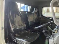 三菱ふそうキャンター平ボディ小型（2t・3t）[写真28]