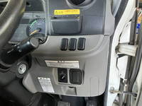 三菱ふそうキャンター平ボディ小型（2t・3t）[写真34]