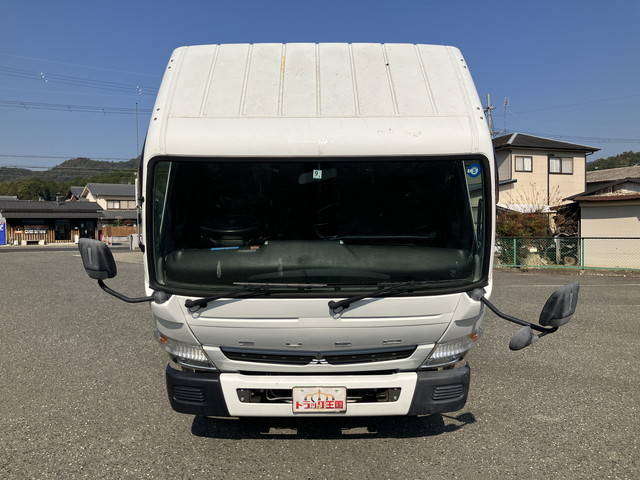 三菱ふそうキャンター平ボディ小型（2t・3t）[写真08]