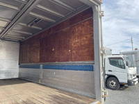 三菱ふそうキャンターアルミウイング小型（2t・3t）[写真12]