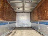 三菱ふそうキャンターアルミウイング小型（2t・3t）[写真15]