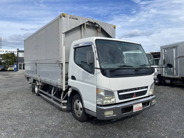 三菱ふそうキャンターアルミウイング小型（2t・3t）[写真03]