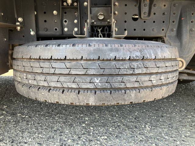 三菱ふそうキャンターダブルキャブ（Wキャブ）小型（2t・3t）[写真15]