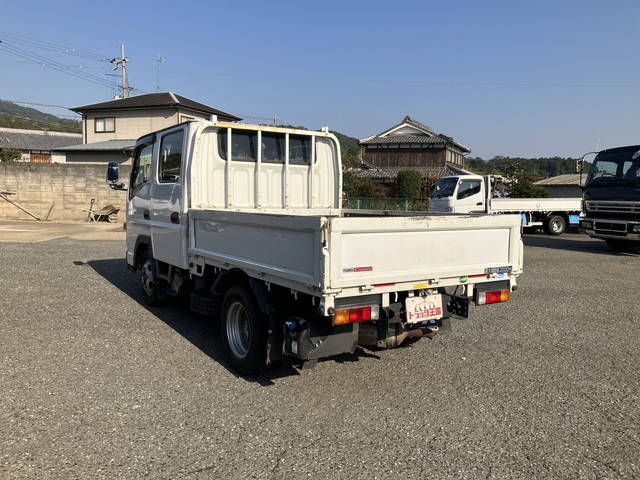 三菱ふそうキャンターダブルキャブ（Wキャブ）小型（2t・3t）[写真04]