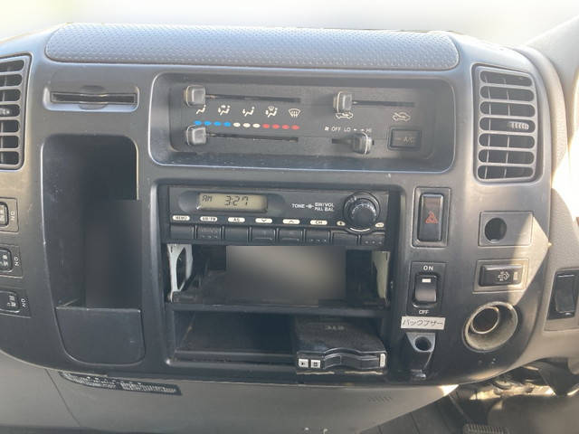 日野デュトロパネルバン小型（2t・3t）[写真19]