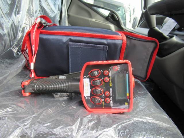 三菱ふそうキャンタークレーン4段小型（2t・3t）[写真16]