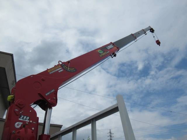 三菱ふそうキャンタークレーン4段小型（2t・3t）[写真07]