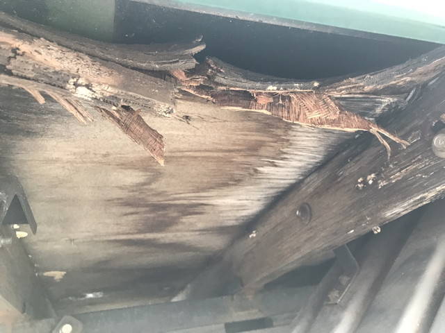 三菱ふそうキャンター平ボディ小型（2t・3t）[写真13]